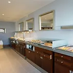 De 호텔 4*